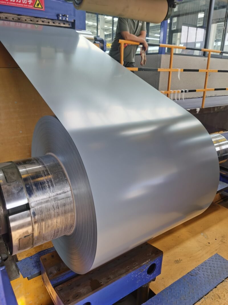 Ppgi Order Loading PRE-PAINTED GALVANIZED STEEL COIL (PPGI) – Shandong Sino Metal Co., Ltd