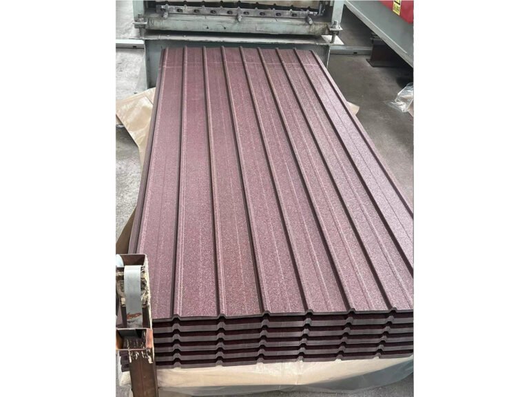 Core advantages of roof panels